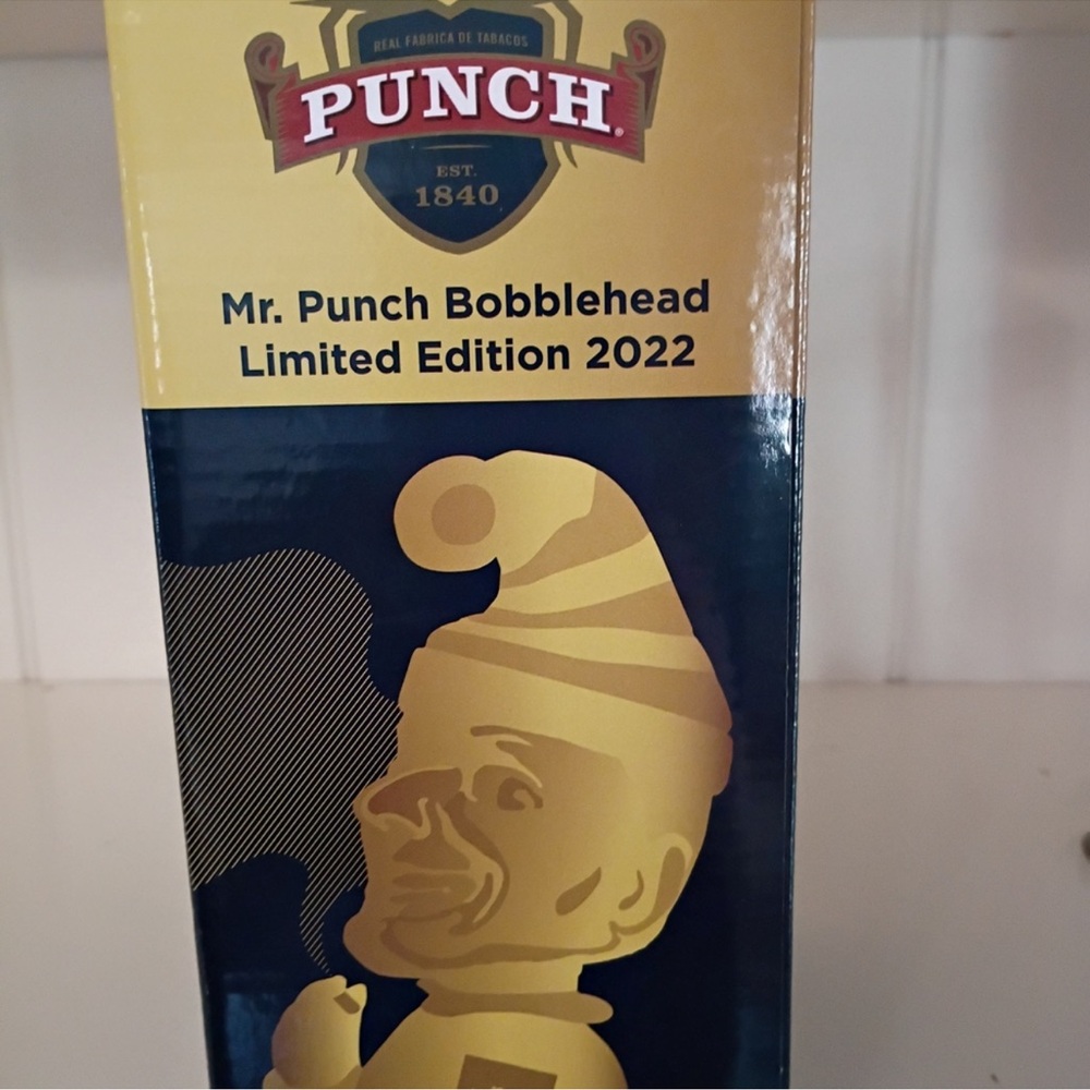 Mr. Punch Bobblehead Limited Edition 2022 - Picture 4 of 5